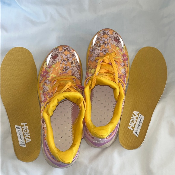 HOKA® x FP Movement Clifton 8 NIB Sneakers Size 6.5 - Picture 4 of 16